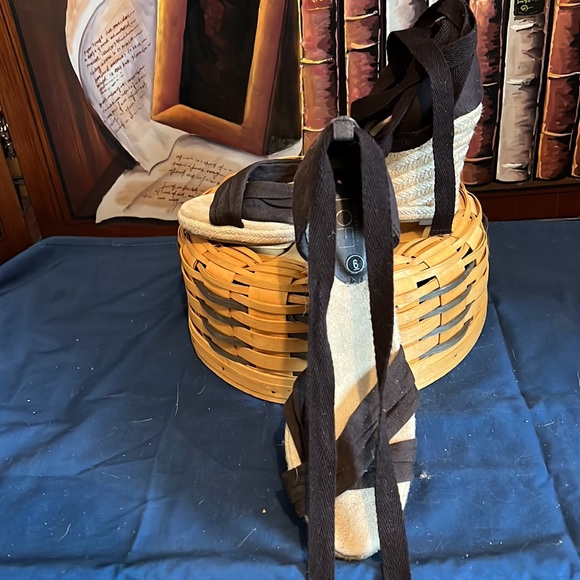 NWT Brown Tie on Wedge Sandals Loft Brand Size 6 - Picture 2 of 9